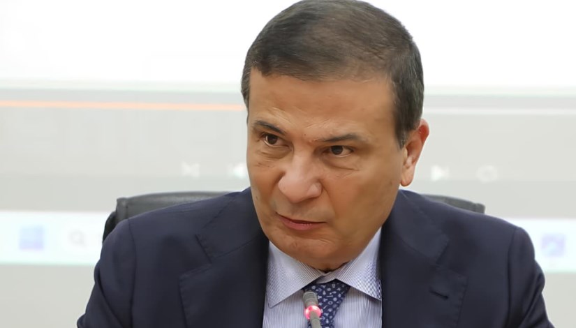  علاء فاروق وزير الزراعة واستصلاح الأراضي