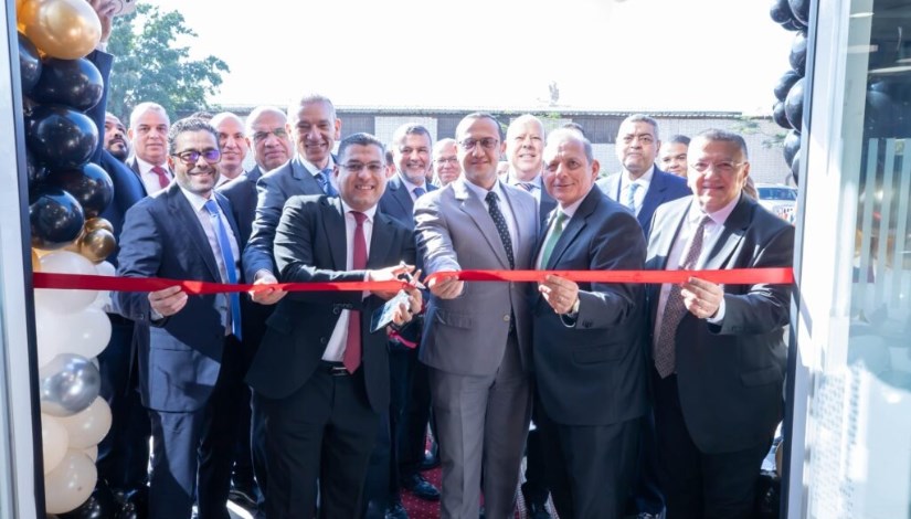 افتتاح فرع البنك الجديد بمطار القاهرة