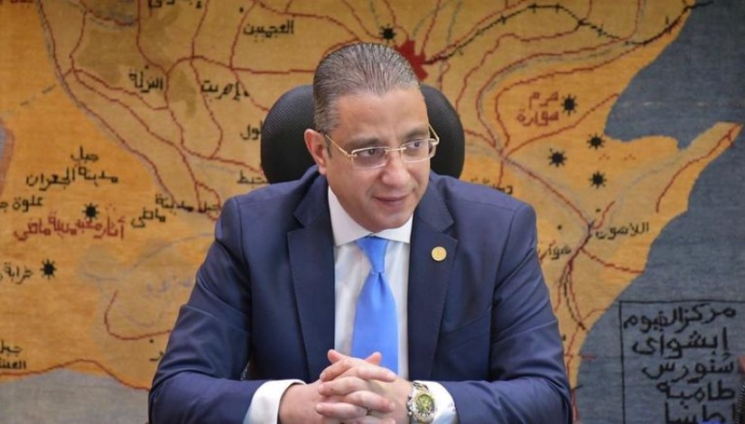 الدكتور أحمد الأنصارى محافظ الفيوم