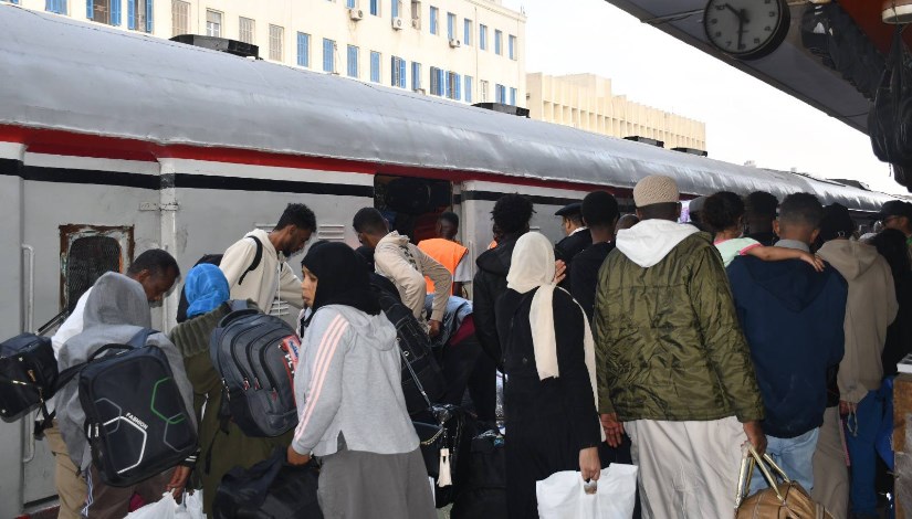 قطارات العودة الطوعية للسودانيين