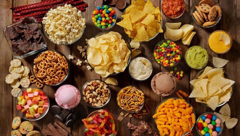 سوق الوجبات السريعة الخفيفة