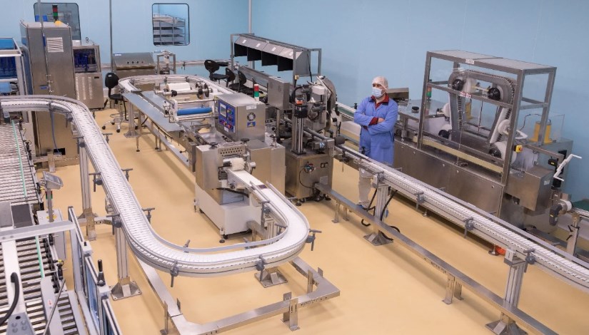 من المنطقة الاقتصادية لقناة السويس