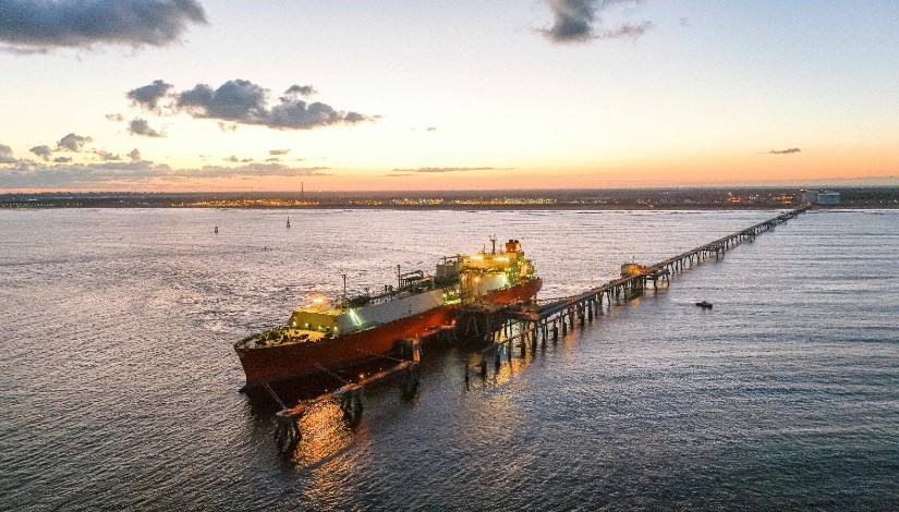 شحنة غاز أرشيفية