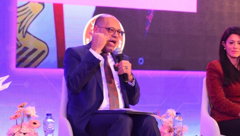 وزير العمل محمد جبران 