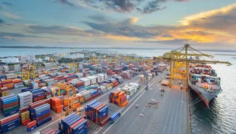 ميناء السخنة 