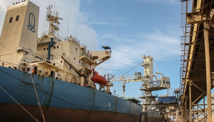 ميناء دمياط