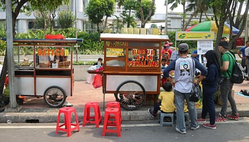 عربات الطعام والمشروبات