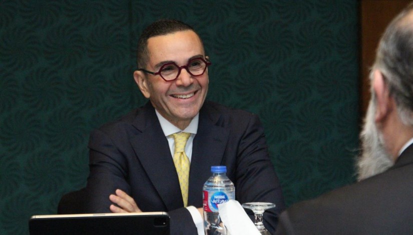 وزير الاستثمار والتجارة الخارجية بجانب من الاجتماع 