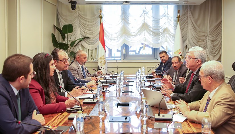 جانب من الاجتماع 