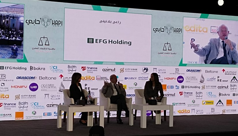 نجيب ساويرس خلال الجلسة الحوارية