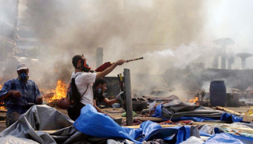 الاخوان في ميدان رابعة