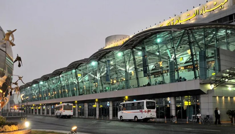 مطار القاهرة