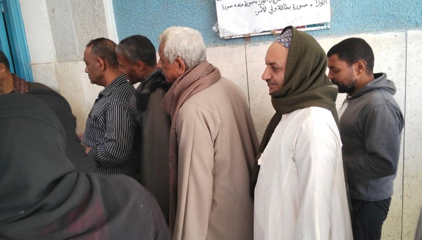 اقبال المواطنين علي انتخابات مجلس النواب بأسيوط 