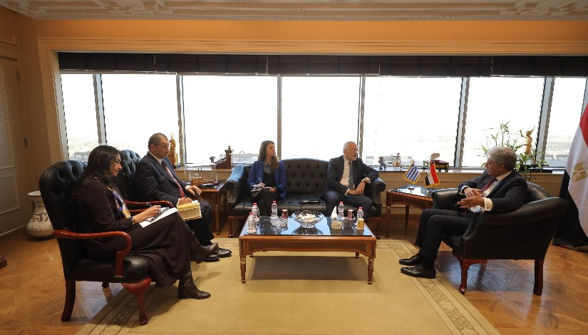 وزير السياحة والآثار 