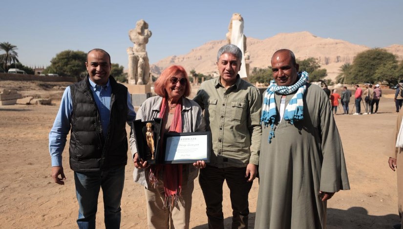 وزير السياحة والآثار يشهد إزاحة الستار عن تمثالين ضخمين للملك أمنحتب الثالث