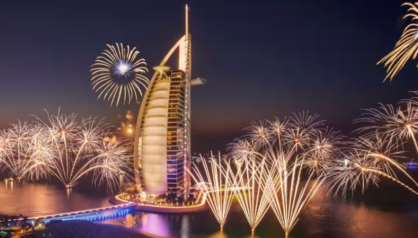 قائمة حفلا رأس السنة في دبي 2026