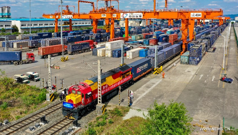 شحن البضائع عبر السكك الحديدية