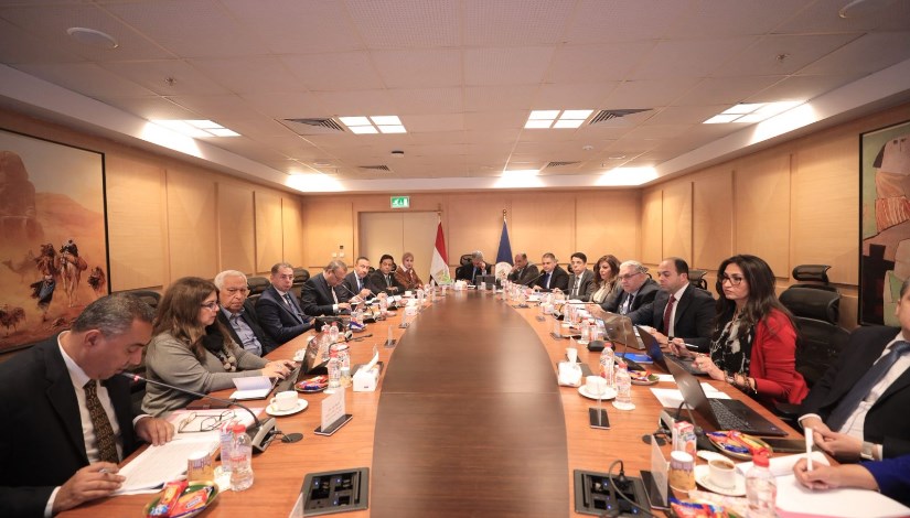 وزير السياحة والآثار 