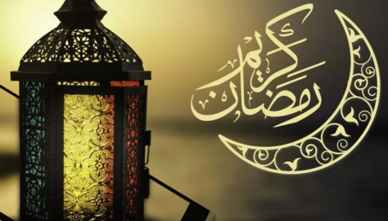 رسائل تهنئة رمضان 2025 للأهل والأصدقاء أجمل ما قيل لاستقبال الشهر الكريم