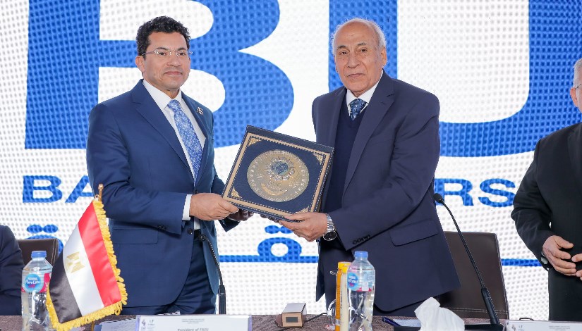 الدكتور أشرف صبحي وزير الشباب والرياضة الدكتور أشرف صبحي وزير الشباب والرياضة