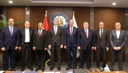 وزير البترول مع رئيس شركة بتروجت 