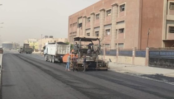 تطوير الطرق ورفع الكفاءة بالمناطق الصناعية بعددٍ من المدن