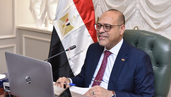 وزير العمل:  إجازة مدفوعة الأجر للعاملين بالقطاع الخاص بمناسبة عيدي شم النسيم