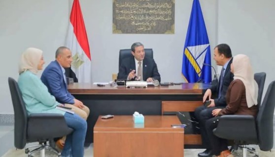  الأستاذ الدكتور أيمن الشهابى