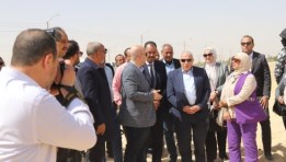 رئيس هيئة تنمية الصعيد ومحافظ بني سويف يتفقدا مشروع مُجمّع الصناعات الغذائية