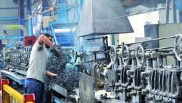 مصانع - صورة أرشيفية 