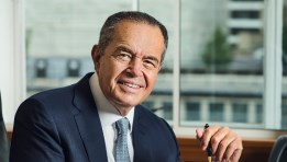 رجل الأعمال المصري محمد منصور