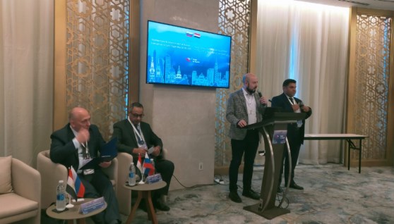  إدوارد أخمادولين،  نائب رئيس مكتب التمثيل التجاري الروسي