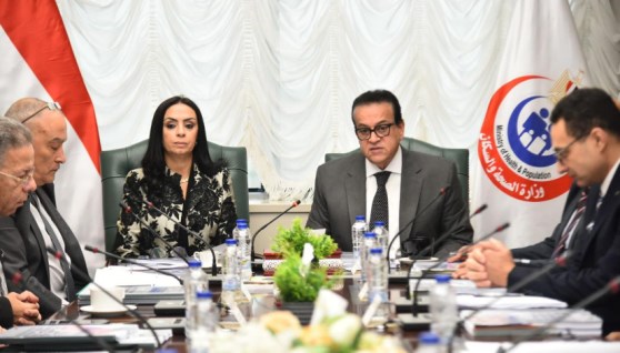 الدكتور خالد عبدالغفار والدكتورة مايا مرسي