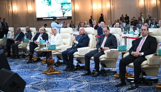 صورة من الاجتماع