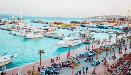 سياحة اليخوت