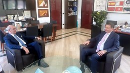 وزير الزراعة يبحث مع مدير معهد سيام باري في ايطاليا 