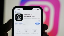 Instagram وThreads 