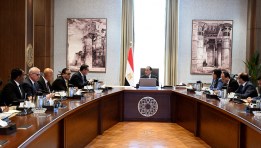 رئيس الوزراء من اجتماع مع وزير الإسكان