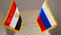 علم مصر وروسيا