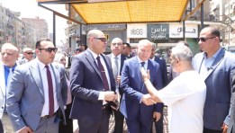 وزير العمل ومحافظ القاهرة في أماكن انتظار لائقة لعمال التراحيل