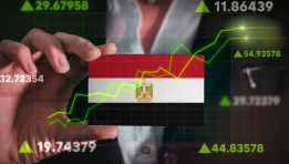 مصر بين اقتصادين، رسمي يعاني وغير رسمي يزدهر.. هل يكون التحول الرقمي هو الحل؟
