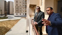 وزير الإسكان والمرافق والمجتمعات العمرانية