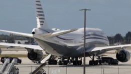 طائرة بوينج 747-8 القطرية
