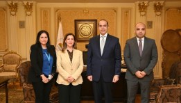 المستشار محمود فوزي مع ممثلة المفوضية السامية للأمم المتحدة