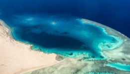 حركة الملاحة في البحر الأحمر
