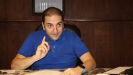  رئيس لجنة التجارة الداخلية بشعبة المستوردين