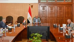  وزير الموارد المائية والرى