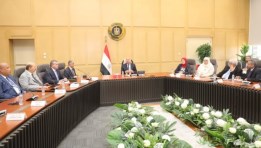  نائب رئيس الوزراء للتنمية الصناعية وزير الصناعة والنقل