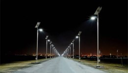 أعمدة إنارة