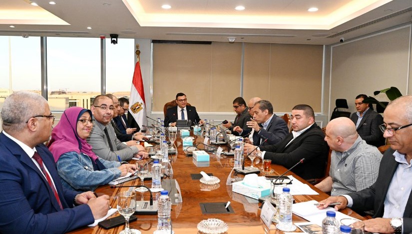 جانب من الاجتماع جانب من الاجتماع